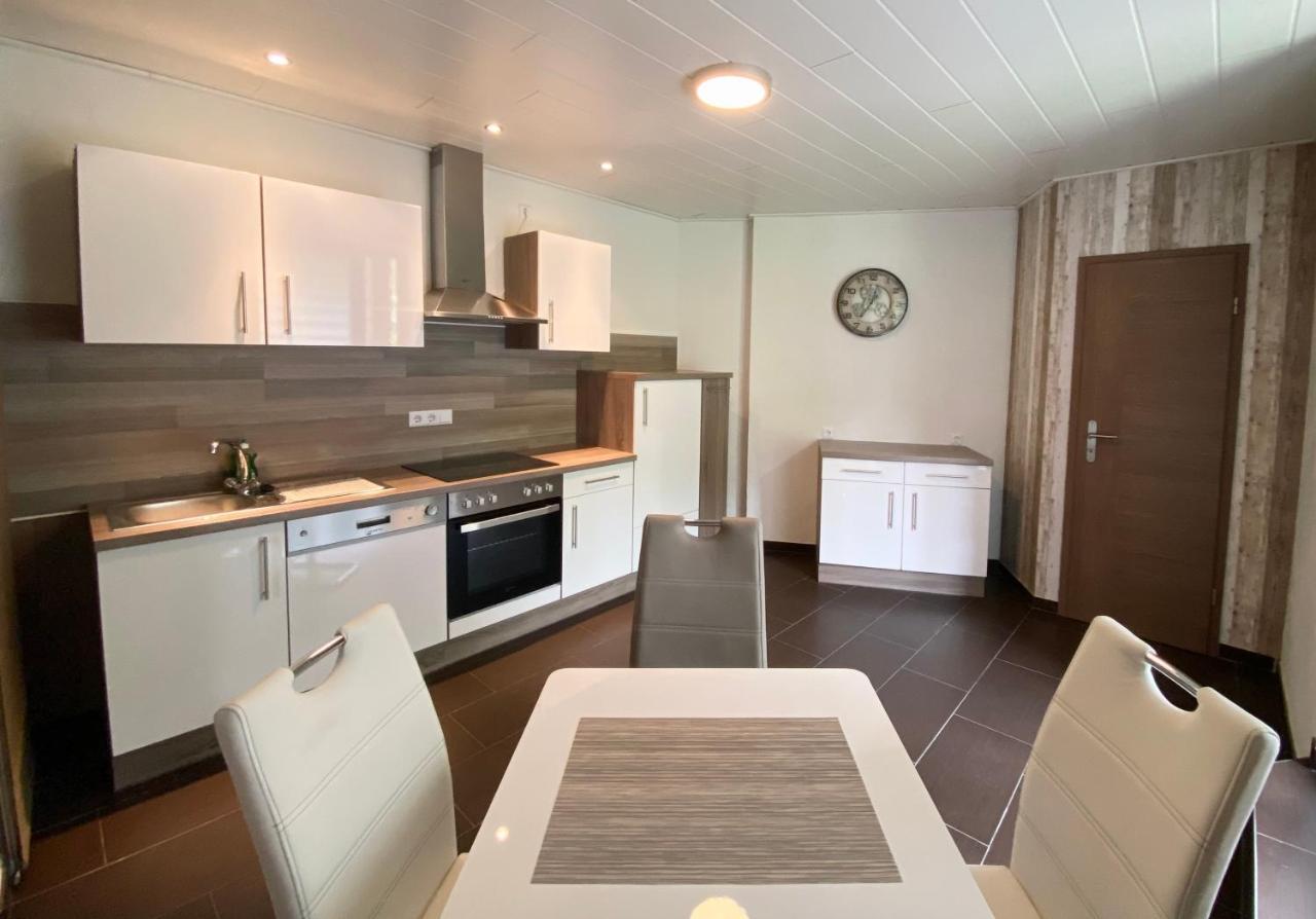 Ferienwohnung Am Kirchberg Hatzenport Exterior foto